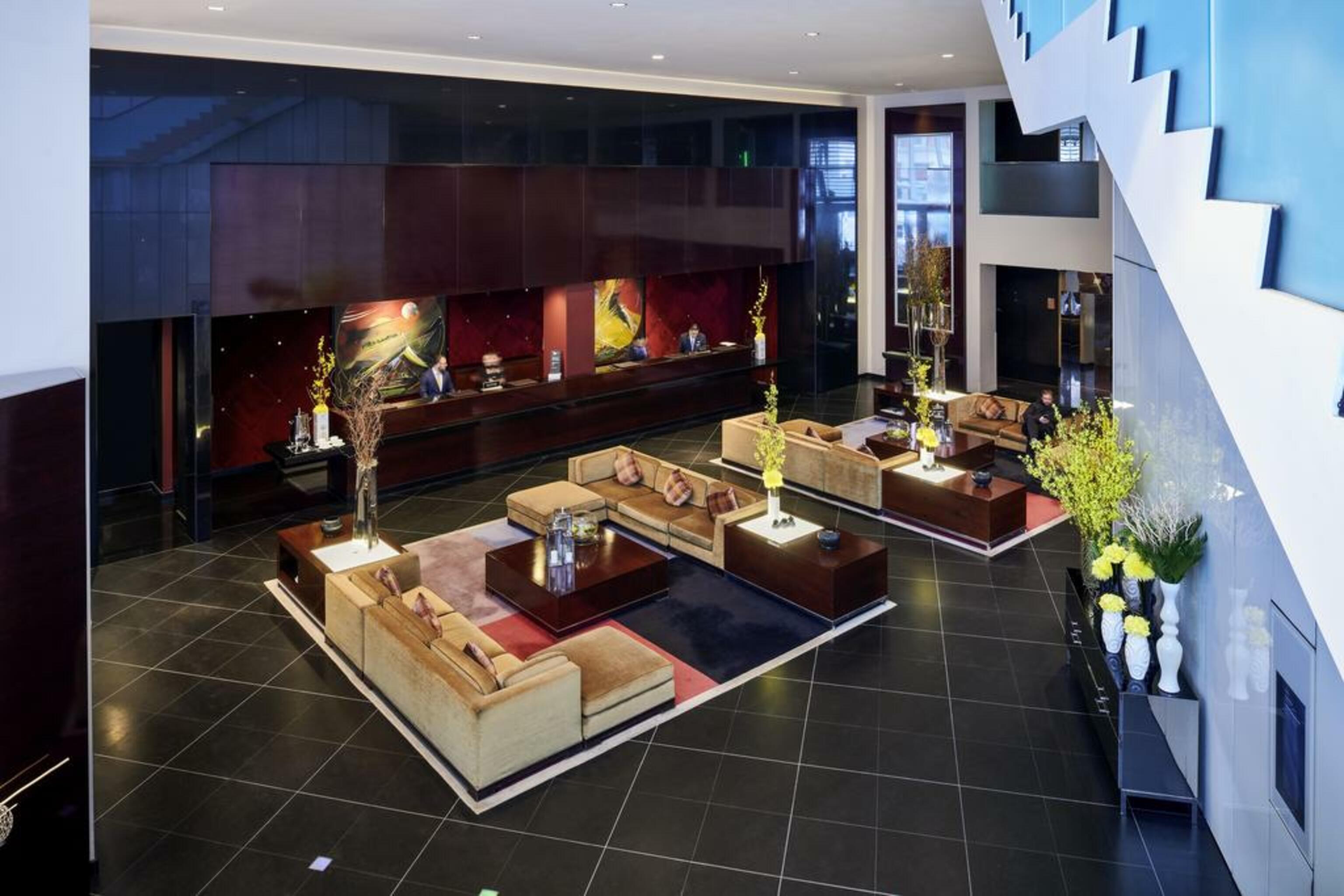 Sofitel Chicago Magnificent Mile Hotel Kültér fotó The lobby of the hotel