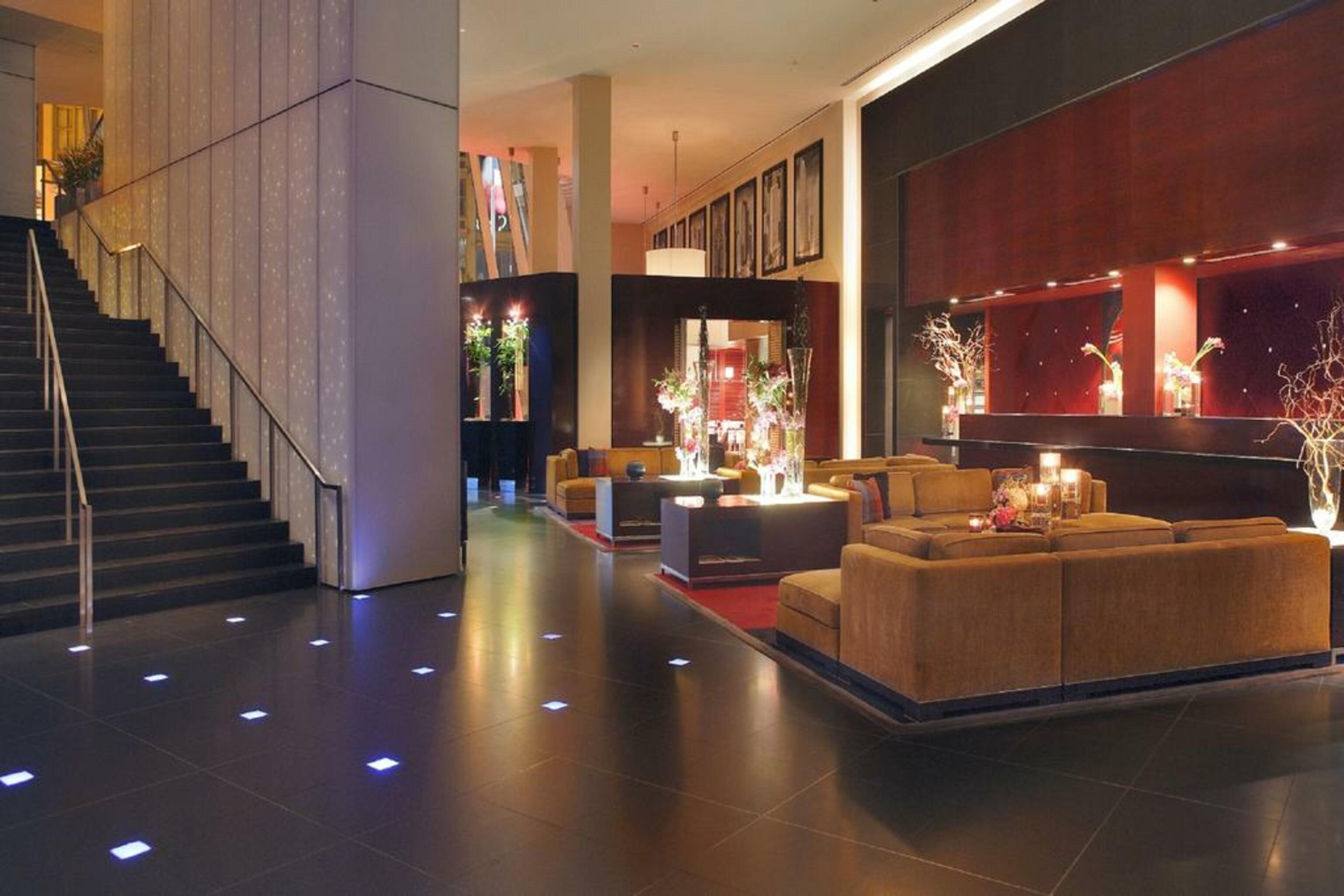 Sofitel Chicago Magnificent Mile Hotel Kültér fotó Lobby
